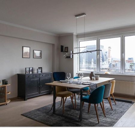 Ruim Appartement Met Prachtig Zicht Op A+ Locatie! Antwerp Luaran gambar